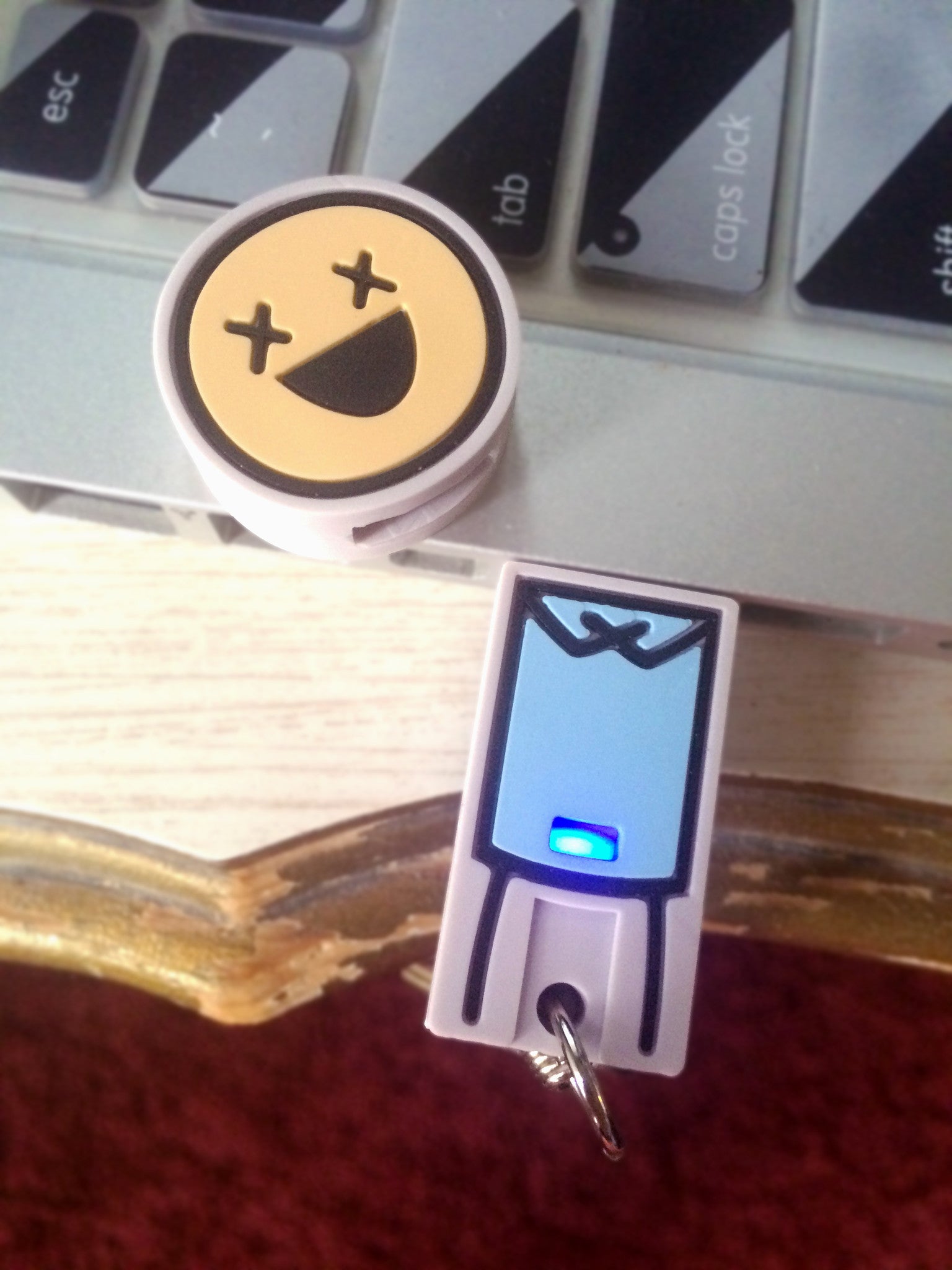 Usb Female Key Chain 8GB USB Keychain